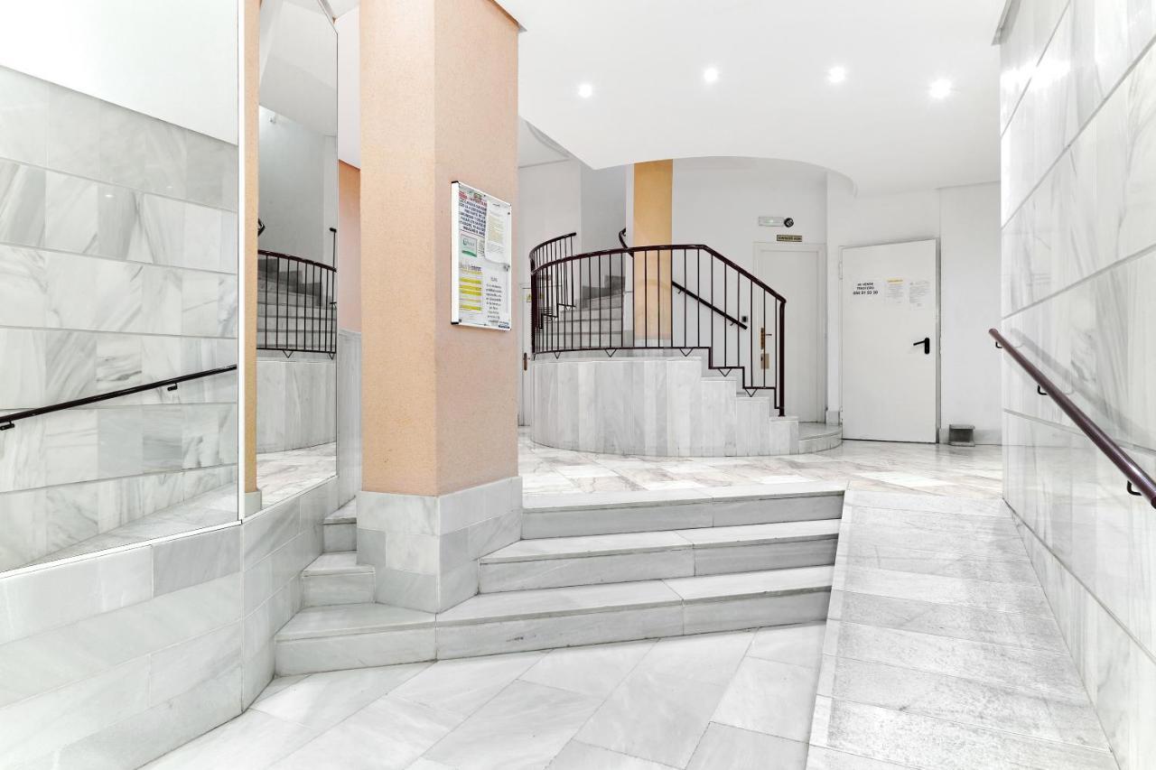 Lovely Sunny Apartment With Shared Pool And Private Parking Torrevieja Exteriér fotografie